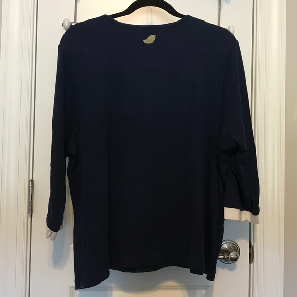 Breckenridge fall-themed long sleeved blue top with button apple design (2X) - Picture 6 of 16
